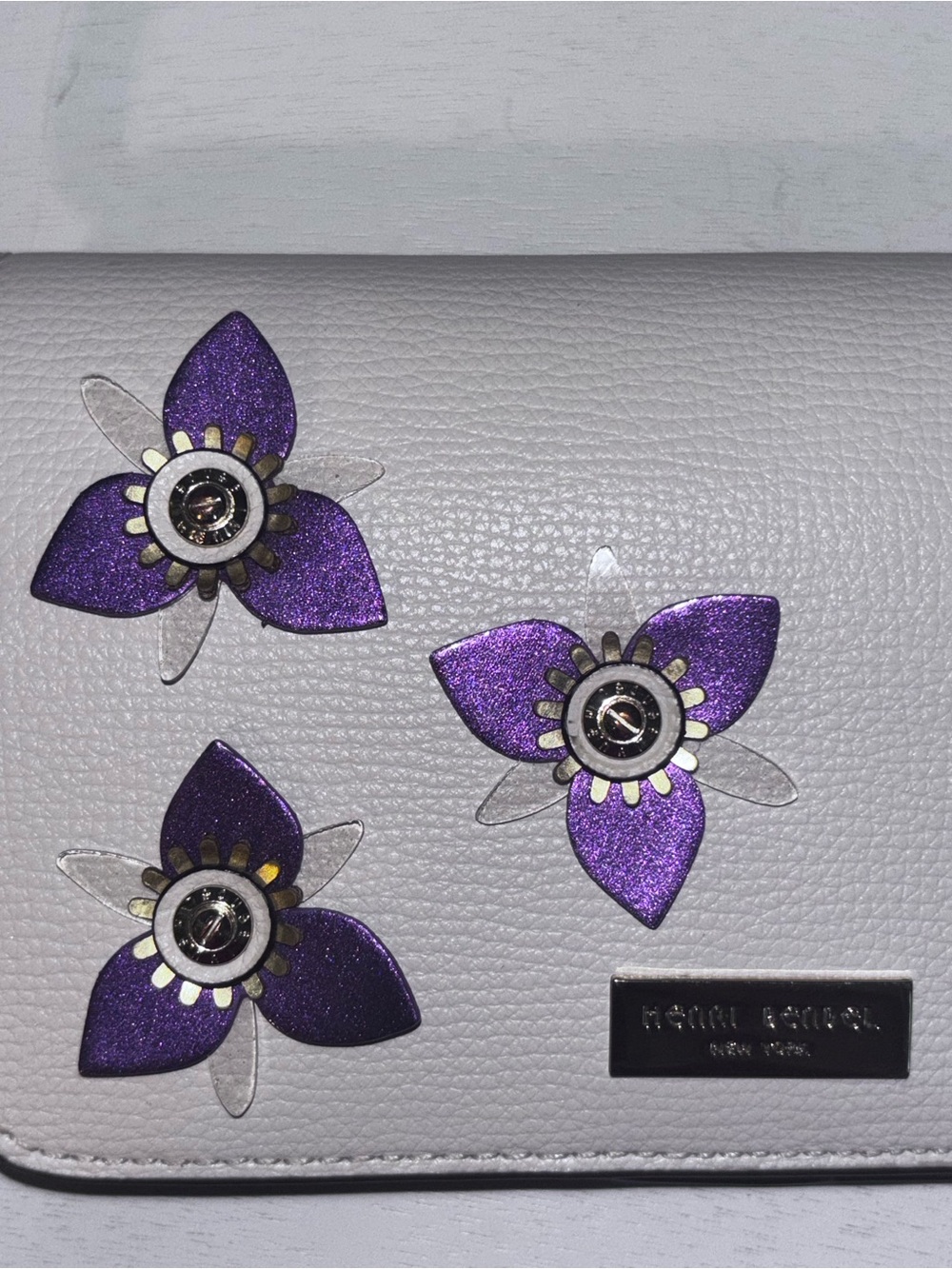 Henri Bendel Floral Applique Phone Wallet Crossbody Ivory Leather 3D - Picture 3 of 11